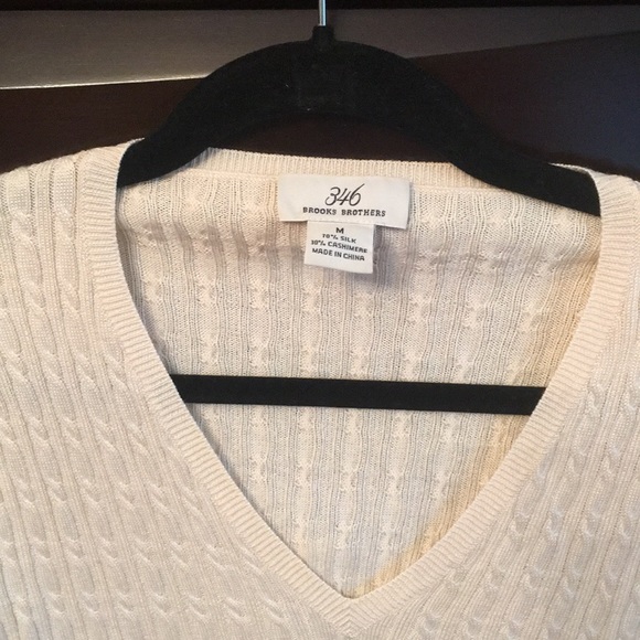 Silk & Cashmere Brooks Brothers V-Neck Sweater - Picture 2 of 3